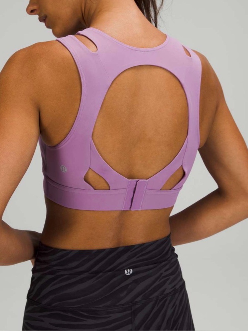 Lululemon strong front sports bra wisteria light purple size 6 - Picture 2 of 6